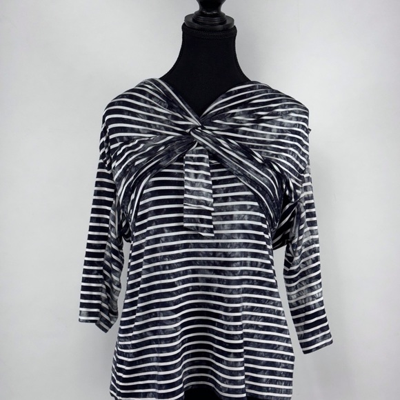 Black & White stripped 3/4 sleeves top bu Coco Y Club - XLG - Picture 1 of 6